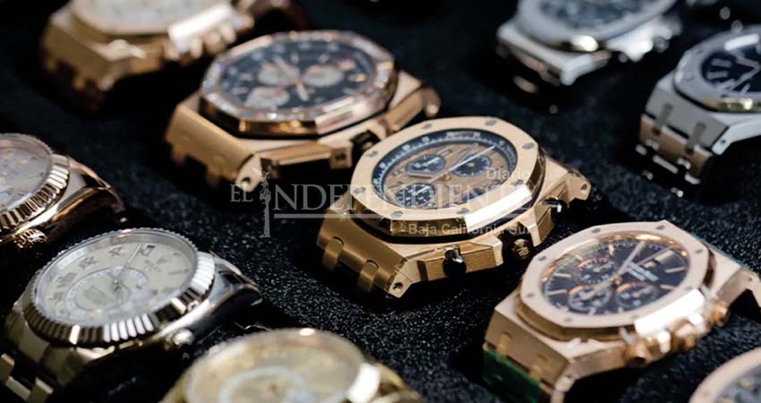 Investigan robo de media docena de relojes de lujo en La Paz