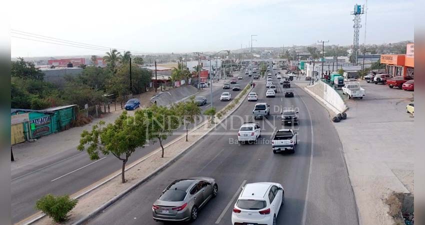 De manera conjunta Gobierno de Los Cabos y de BCS rehabilitarán el acceso del aeropuerto en San José del Cabo