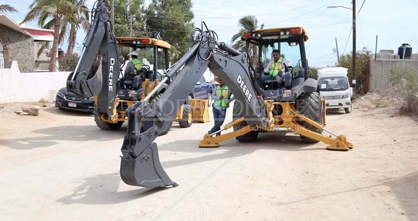 Arrancan obras de pavimentación en CSL