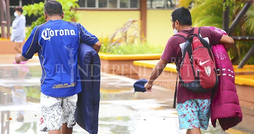Garantiza Ayto Los Cabos total atención a más de 1,000 personas que se encuentran en refugios temporales por efectos de “Kay”