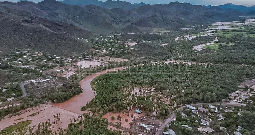 En estado de emergencia Heroica Mulegé y Vizcaíno por las fuertes inundaciones