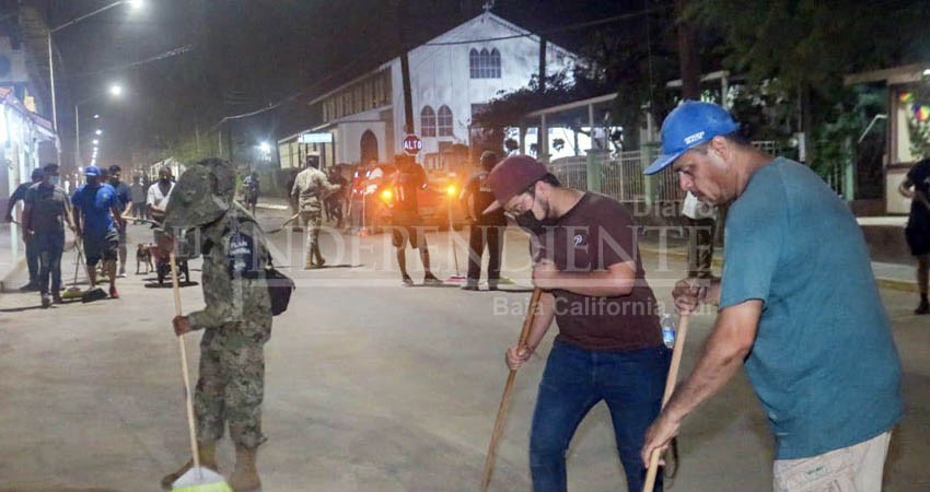 Mulegé necesita manos, maquinaria y víveres: Ochoa Amador