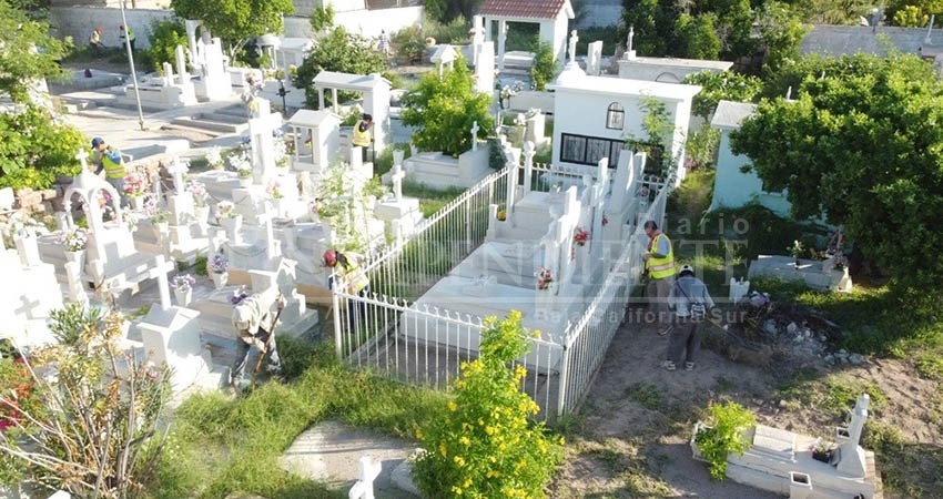 Inician jornada de limpieza en los Panteones Municipales de La Paz