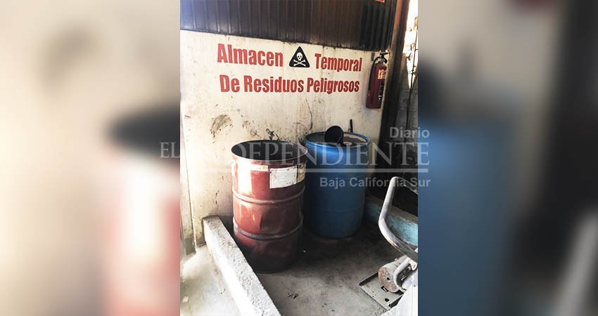 Inspecciona Dirección de Medio Ambiente negocios que manejan residuos peligrosos