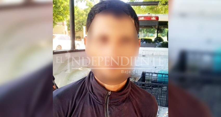 Detienen a persona en posesión de cristal