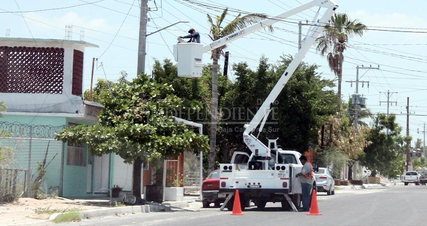 Para el 2023, podremos cambiar 100% del alumbrado: Alcaldesa La Paz