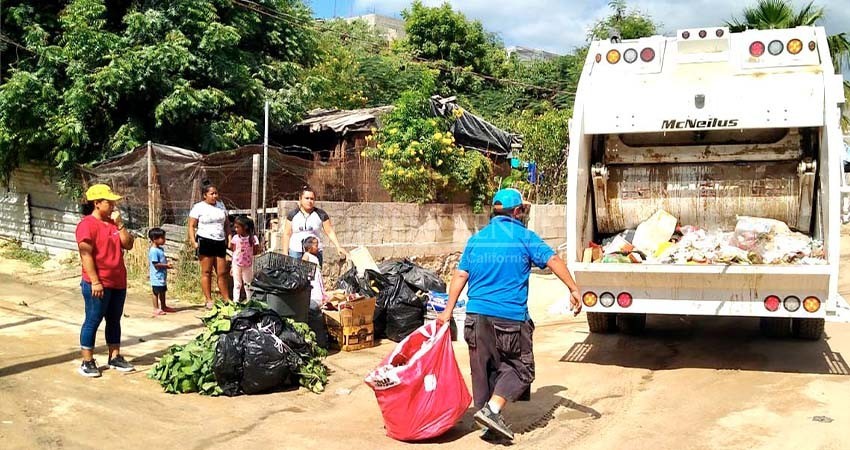 Más de 1 mil 400 toneladas de basura doméstica se retiran cada semana de los hogares sanluquenses