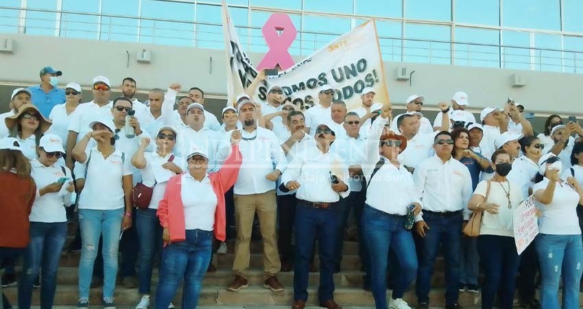 Se retrasa la llegada del Secretario de Gobernación