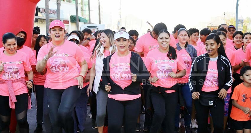 Con más de 300 participantes, DIF Los Cabos celebró la “Carrera Rosa 3 Kilómetros” en CSL