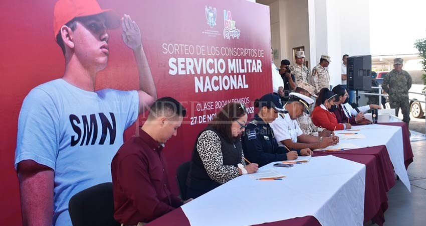 Participaron 808 jóvenes en el Sorteo del Servicio Militar 2022 en La Paz