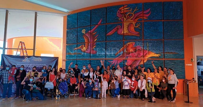 Inauguran mural “El vuelo de la familia” en el CRIT