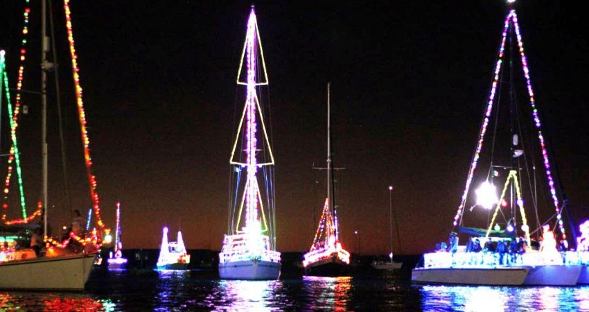 Regresa el desfile náutico navideño a la bahía de La Paz