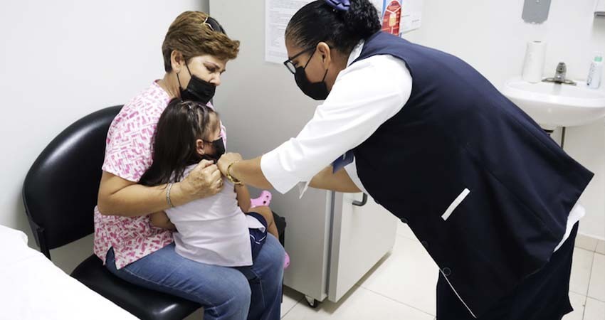 Pide SSA a grupos de riesgo en BCS aplicarse la vacuna contra la Influenza