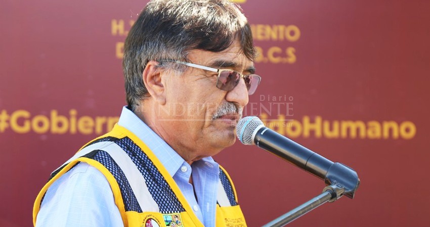 Entrega alcalde Leggs Castro obra de reencarpetado del bulevar Miguel Hidalgo en CSL