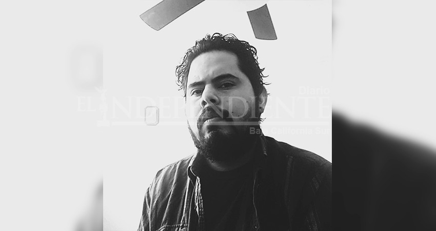 Ganador del premio estatal de poesía reclama pago; en septiembre fue el concurso