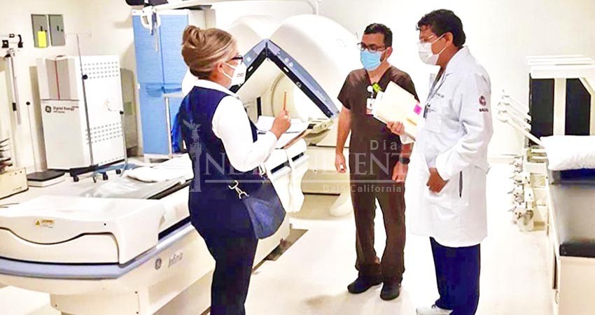 Personal de salud de BCS participa en evaluaciones de establecimientos médicos de otras entidades