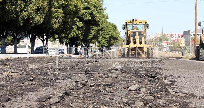 Inicia nuevas obras de pavimentación en La Paz