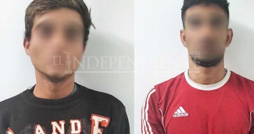 Policía Estatal Preventiva detiene a dos personas con motocicleta robada