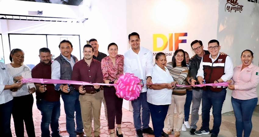 Inaugura Alcaldesa La Paz rehabilitación del Centro de Desarrollo Comunitario en Los Barriles