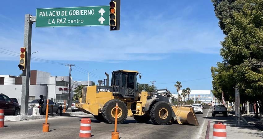 Cerrada a la circulación la Av. Forjadores en el tramo Constituyentes de 1975 a Bahía de La Paz