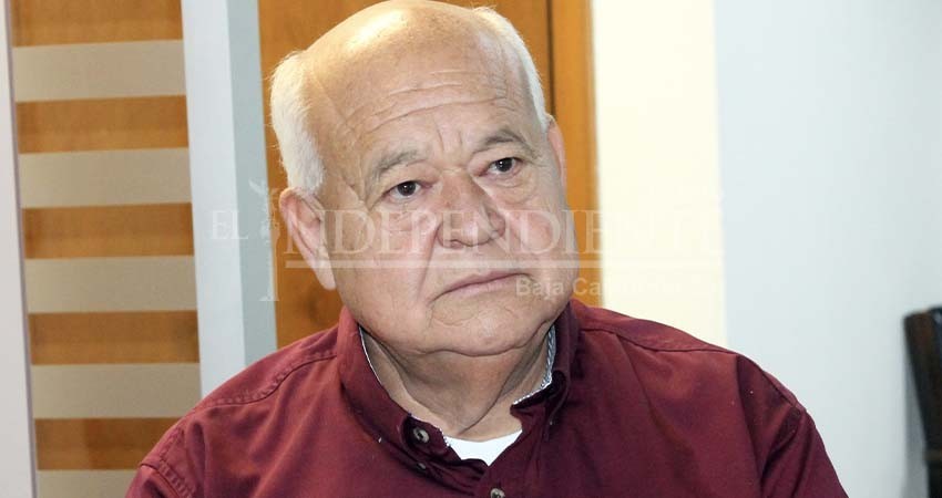 Qué funcionarios públicos no se distraigan en temas electorales: Castro Cosío