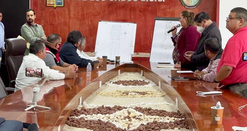 Presenta Sindicato de Burócratas a Gobierno Municipal proyectos para el nuevo edificio en la colonia Ejidal