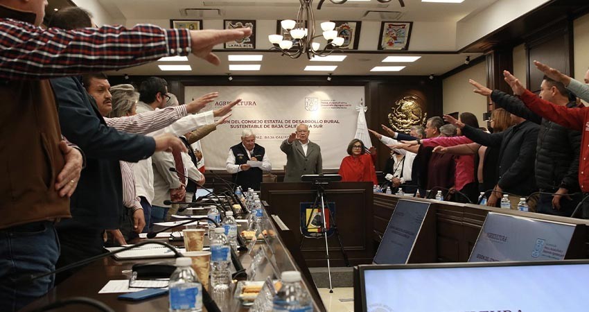 Reinstala el gobierno de BCS y la SADER el consejo estatal para el desarrollo rural sustentable