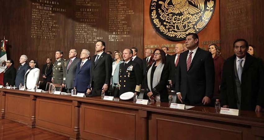 Asiste el gobernador Castro Cosío a reunión de la CONAGO y Aniversario de la Constitución Política de México