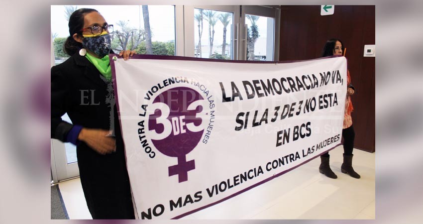 Lanzan crítica al gobernador Castro Cosío por no retirar veto a Ley 3 de 3