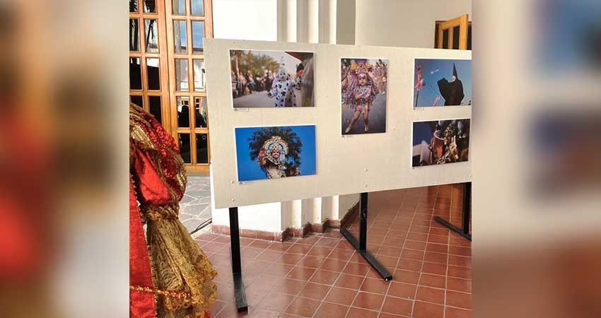 Realizan en La Paz conversatorio sobre la tradición del Carnaval