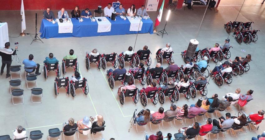Gobierno de Los Cabos presente en la donación de 260 sillas de ruedas