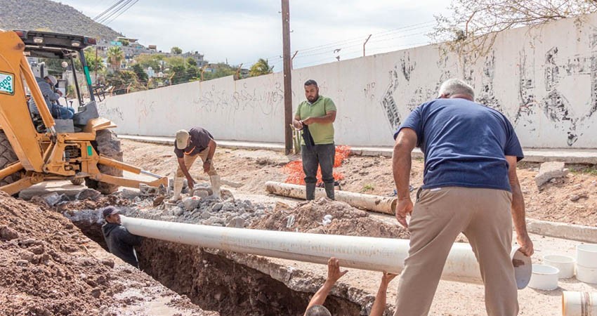En una semana, OOMSAPAS La Paz atendió 217 fugas de agua