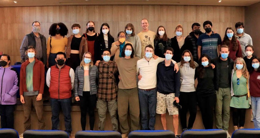 Estudiantes suizos visitan UABCS para conocer proyectos relacionados con ciencias de la Tierra