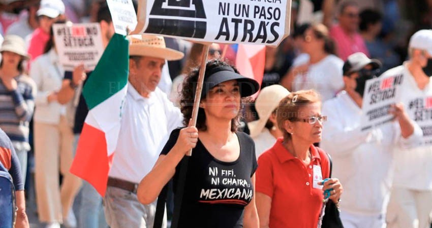 Marcha en defensa del INE, busca mantener privilegios: López Obrador