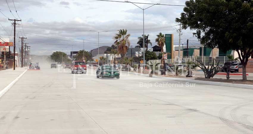 Tras obras de pavimentación, abren a la circulación la avenida Agustín Olachea