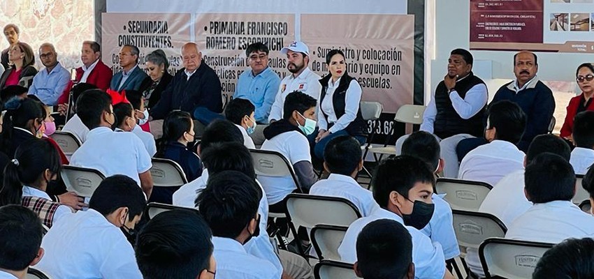 La educación es tarea de todos, es un reto enorme y no somos ajenos a ello: Leggs Castro