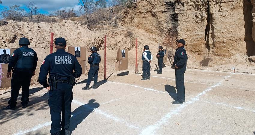 Academia de seguridad evalúa competencias básicas de policías municipales