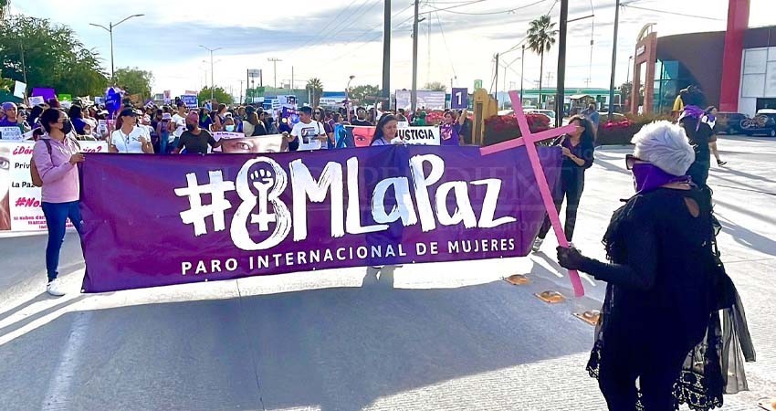 8M. Protestan feministas; urgen sentencias condenatorias contra feminicidas en BCS