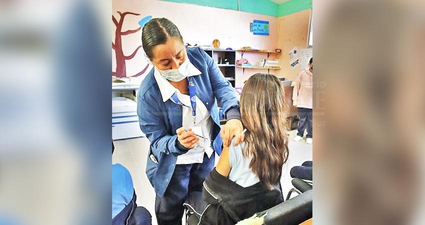 Convoca SSA a reforzar vacunación de adolescentes contra el VPH