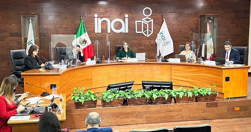 López Obrador veta nombramientos de comisionados del INAI