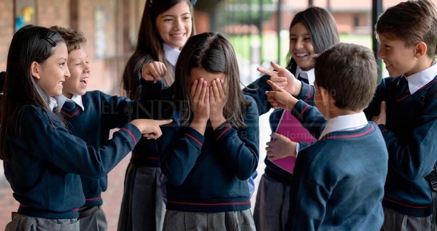 Al menos 6 alumnos han desertado de sus estudios por discriminación: Colectivo