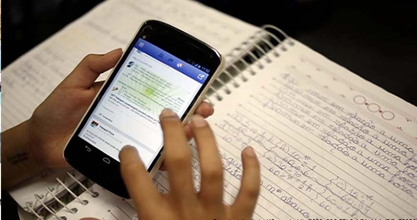 Prepara SEP reglamento para uso de celulares dentro de las escuelas
