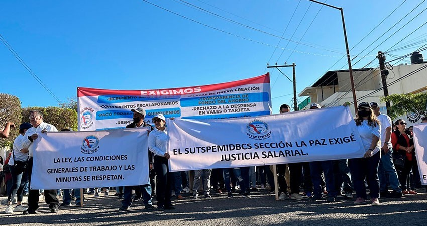 No aceptaron los burócratas propuesta de aumento salarial; aseguran que fue del 7.82%