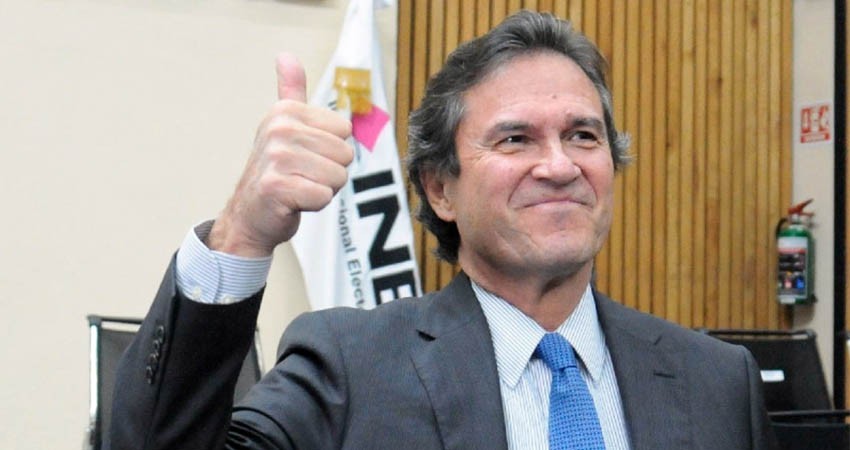Renuncia Edmundo Jacobo a la Secretaría Ejecutiva del INE