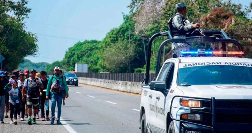 Caen 4 elementos de la Guardia Nacional por traficar con migrantes en Oaxaca