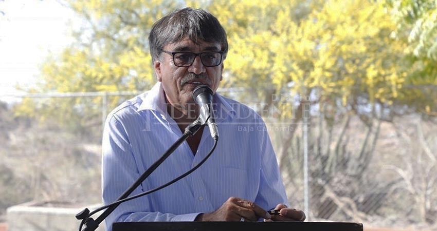 Compromete Leggs Castro apoyo de vivienda para comunidad de Palo Escopeta