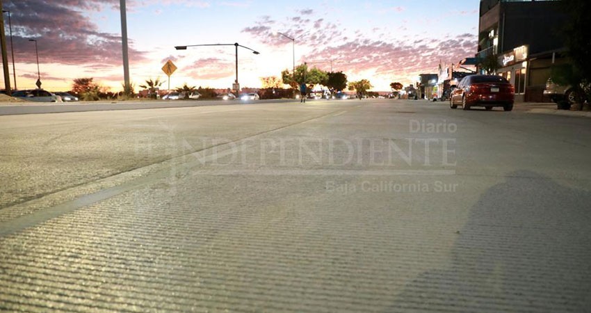 Realiza Ayuntamiento La Paz revisión en obra de pavimentación de Pino Pallas