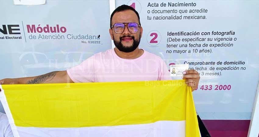 Entrega INE la primera identificación no binaria en BCS