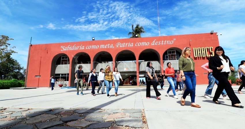 Realizan simulacro de evacuación por sismo en la UABCS