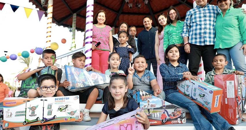 Inaugura Alcaldesa de La Paz rehabilitación del Parque de El Centenario